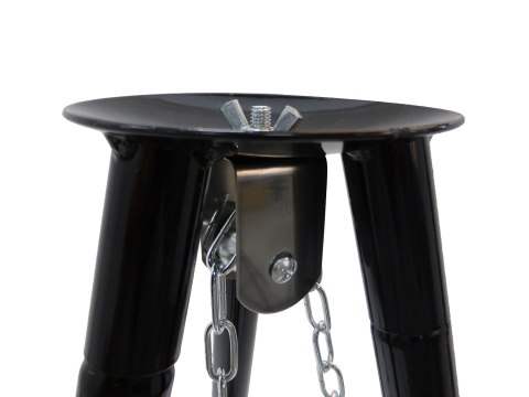 GRILL WISZĄCY NA TRÓJNOGU