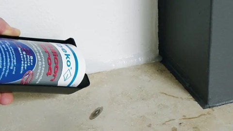 SILICON UNIVERSALNY 310ML POPIERLATY/BETON PRO4